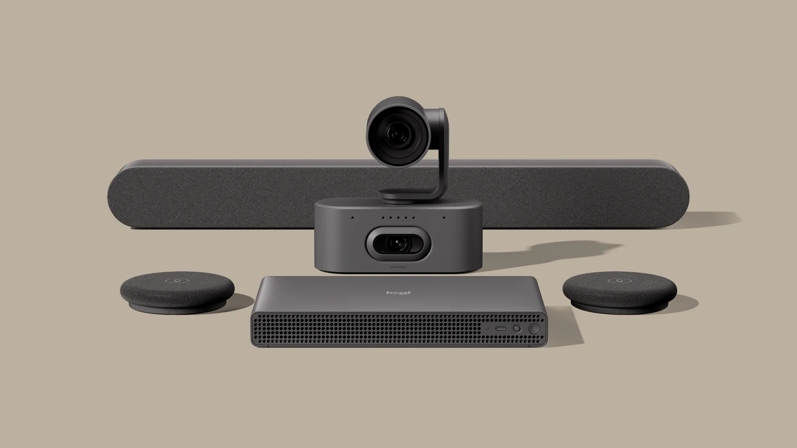 Caméra, enceinte, microphones et unité de calcul de la gamme Rally System 2 Pro.